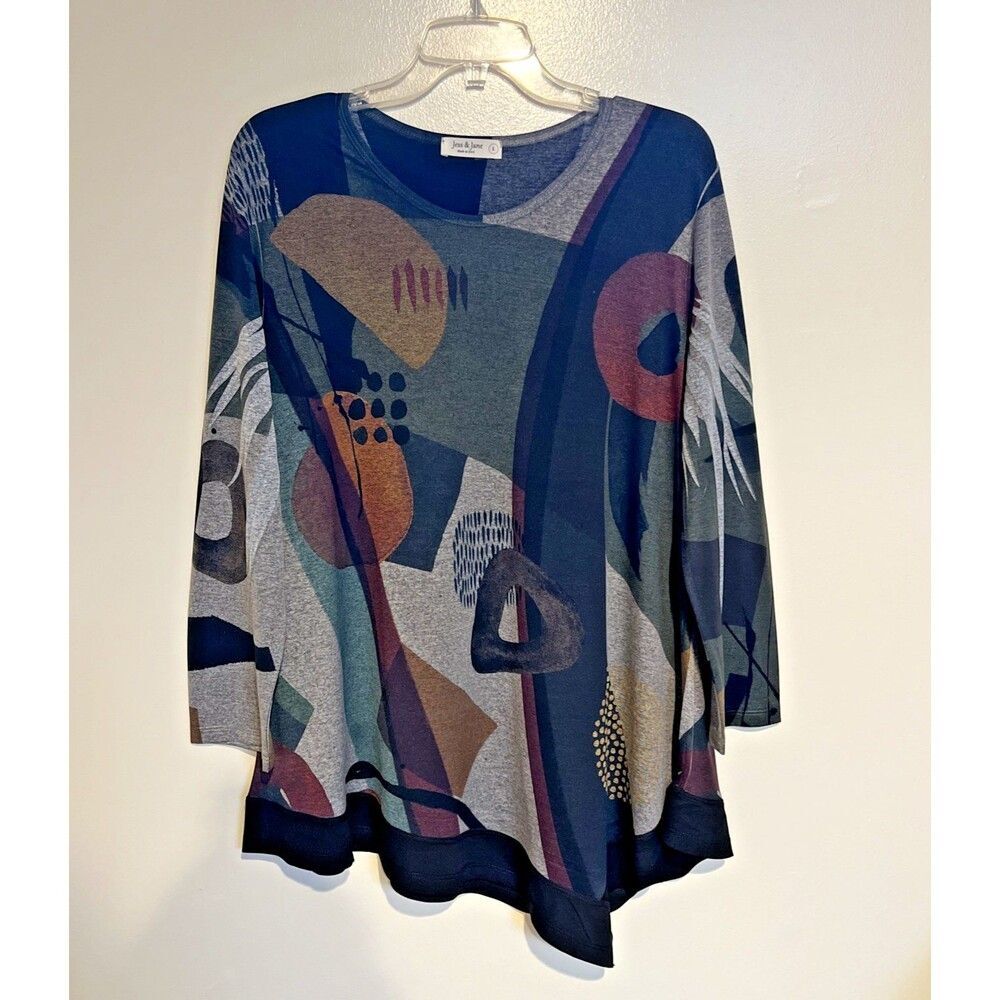 Jess & Jane Tom Tom Spandex Knit Women’s Abstract Asymmetrical Hem Tunic Top.